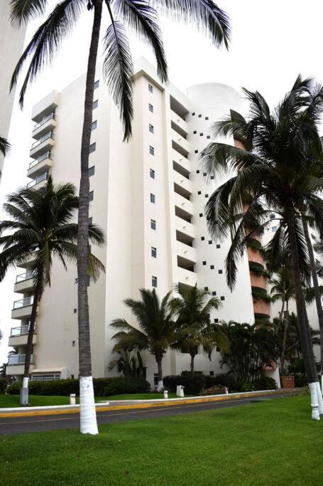 A Pie De Playa / Albercas / Gym / Mayan Island Apartament *