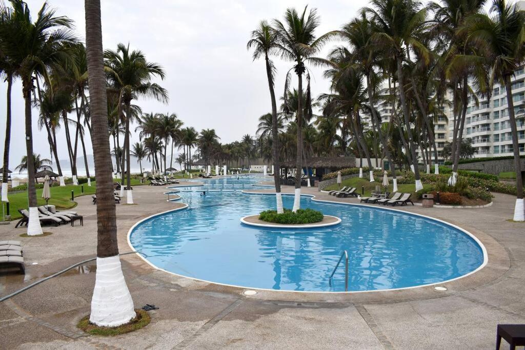 A Pie De Playa / Albercas / Gym / Mayan Island Apartament